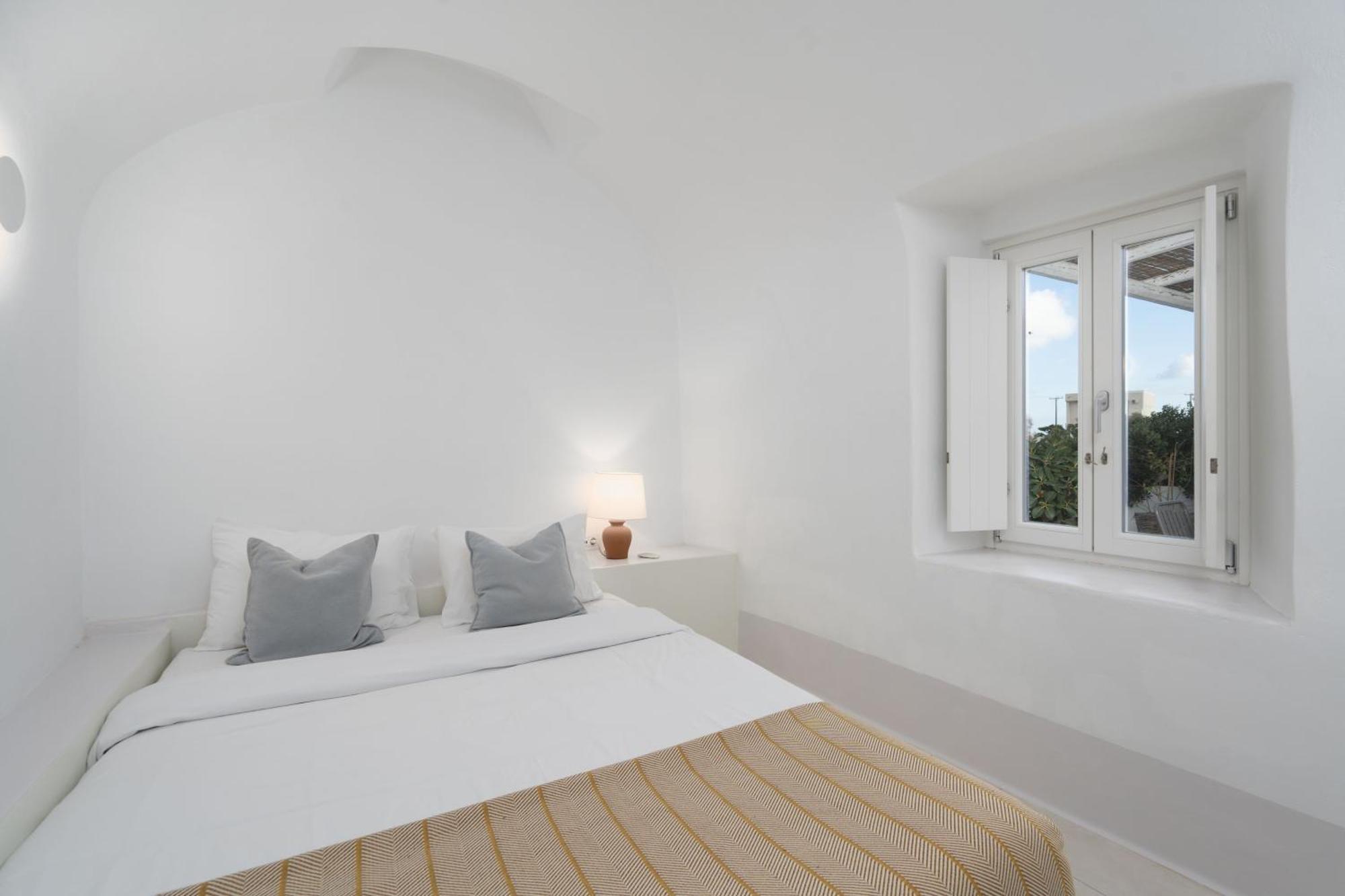 Kalyva Cycladic House - Oia Santorini Villa Екстериор снимка